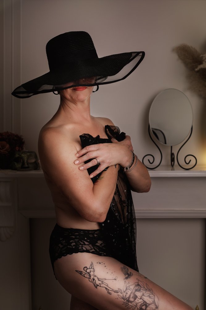 Boudoir Photography Bicester, Elegant, Empowering, deGrini Photography