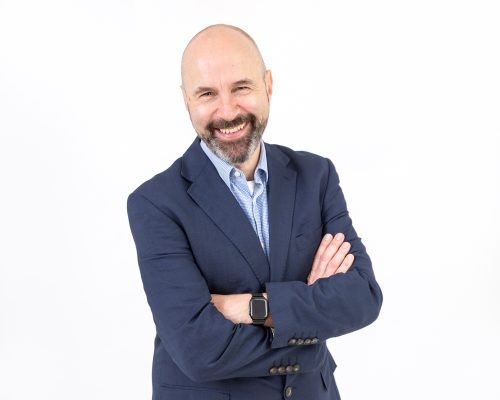deGrini photography studio headshot male, white background