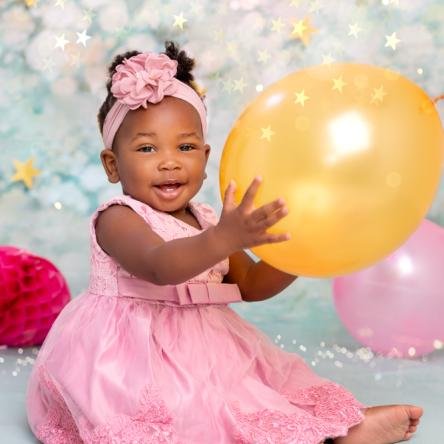 degrini photography by Tiziana, Child Portrait,  1st birthday_girl, studio session